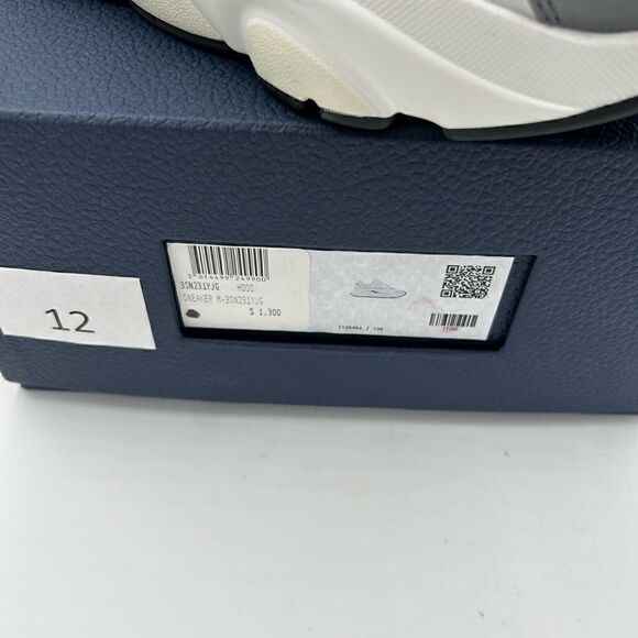 SOLD!!!!!!!      Women’s Dior, M 35 sneakers, size 39 made in Italy - Picture 8 of 10